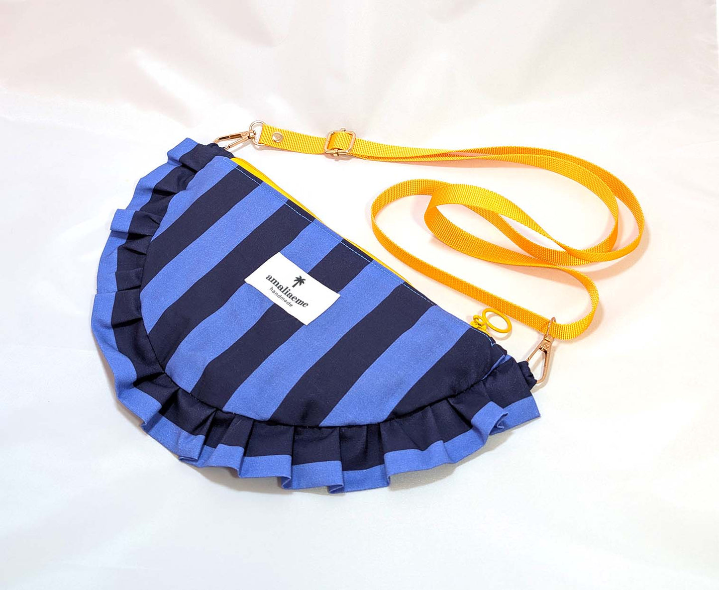 Bolsos de rayas de colores media luna