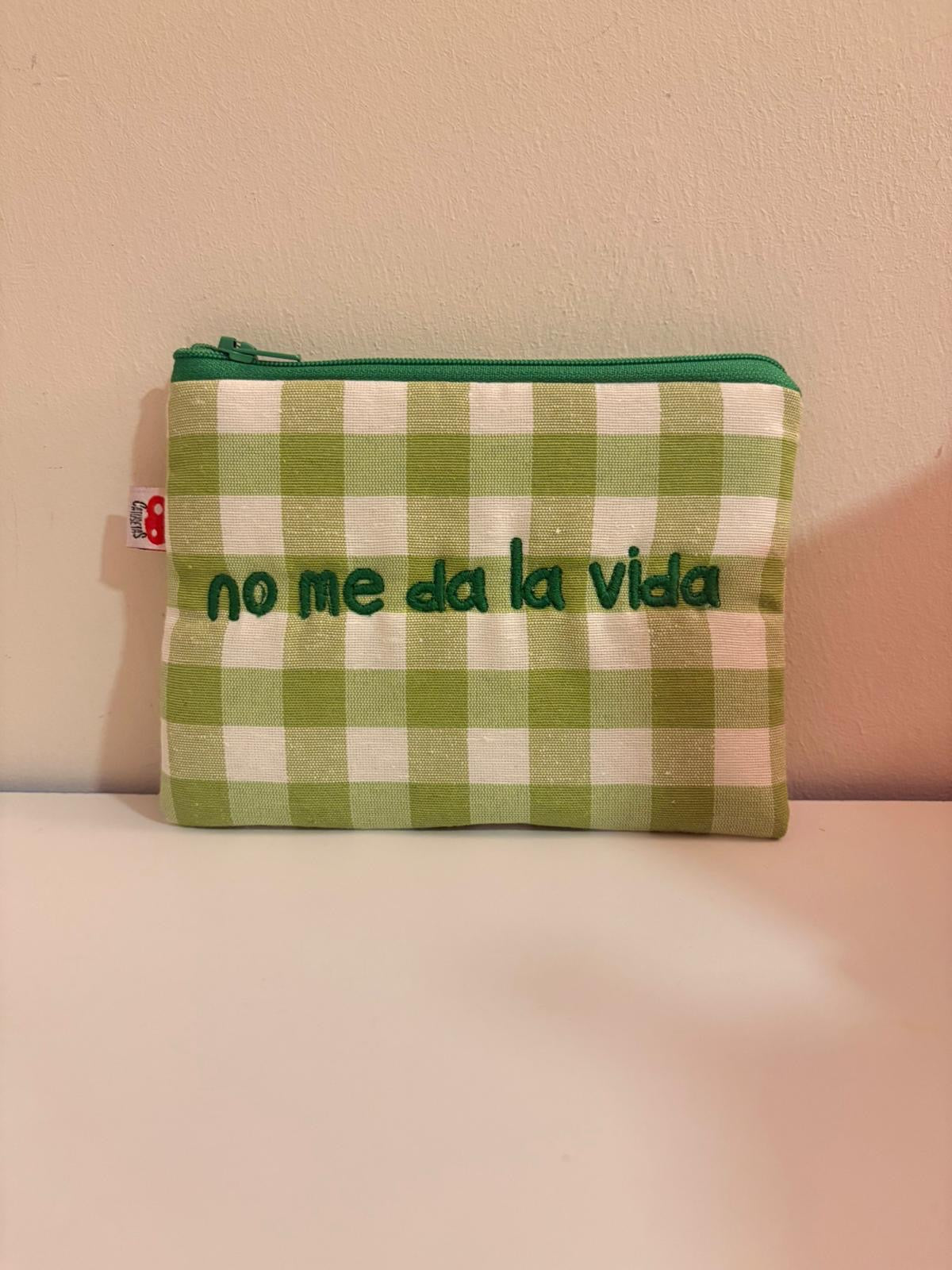 Vichy verde letra verde - Monedero - No me da la vida