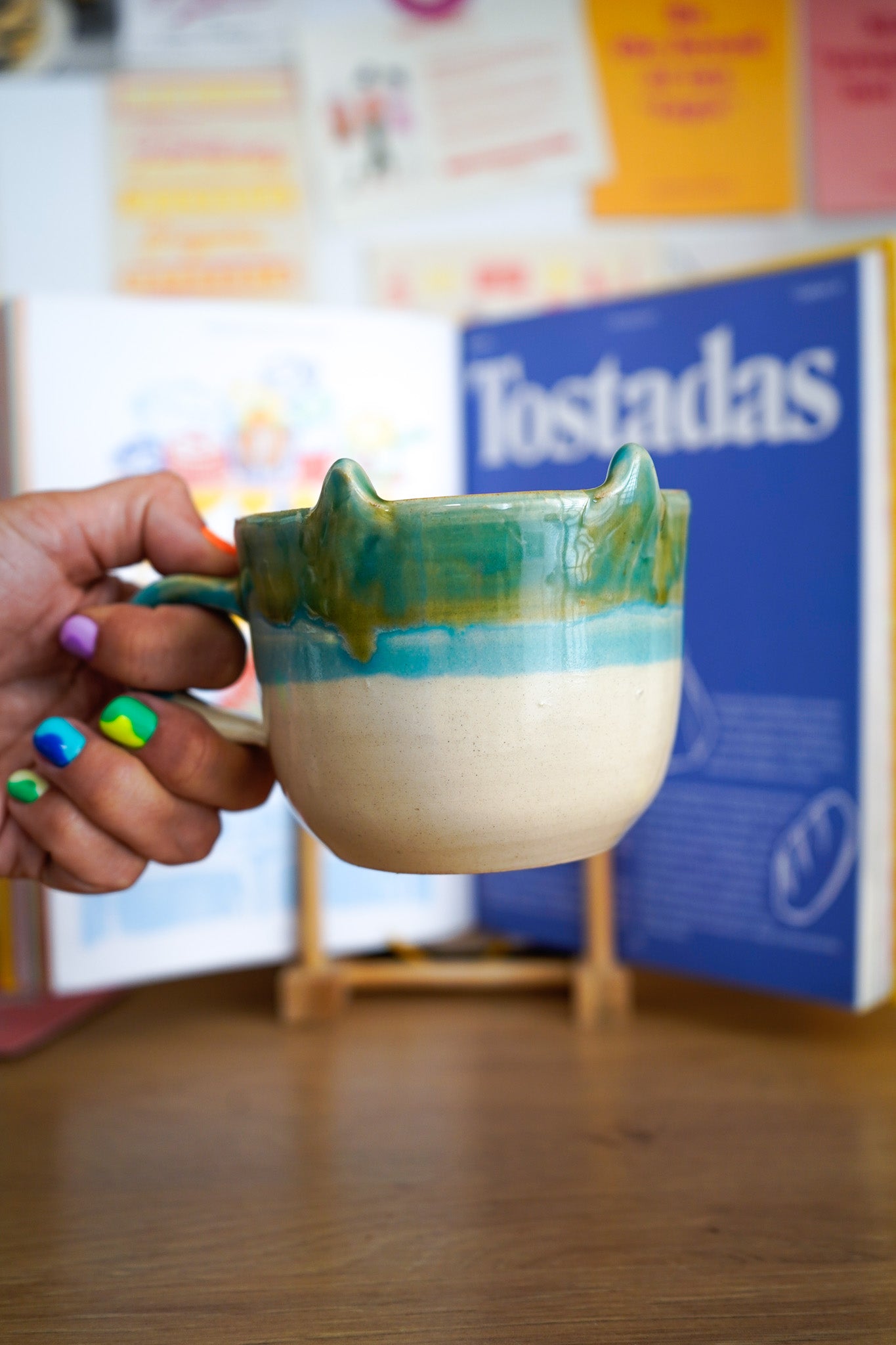 Taza forma de gato azul