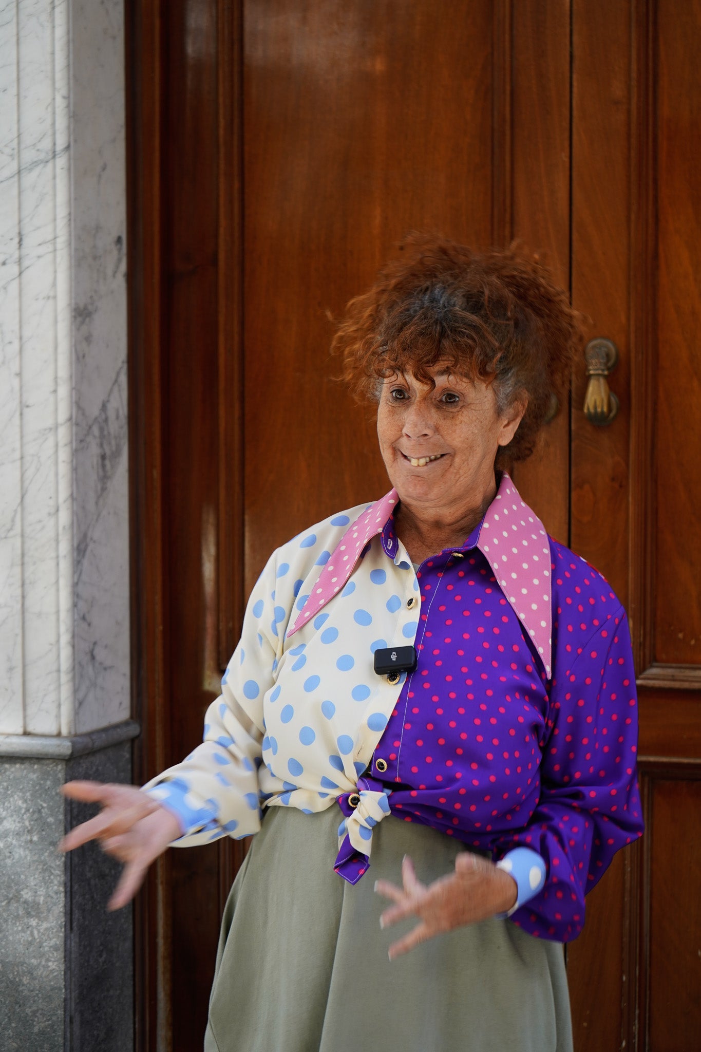 Camisa de Lunares beige y morada