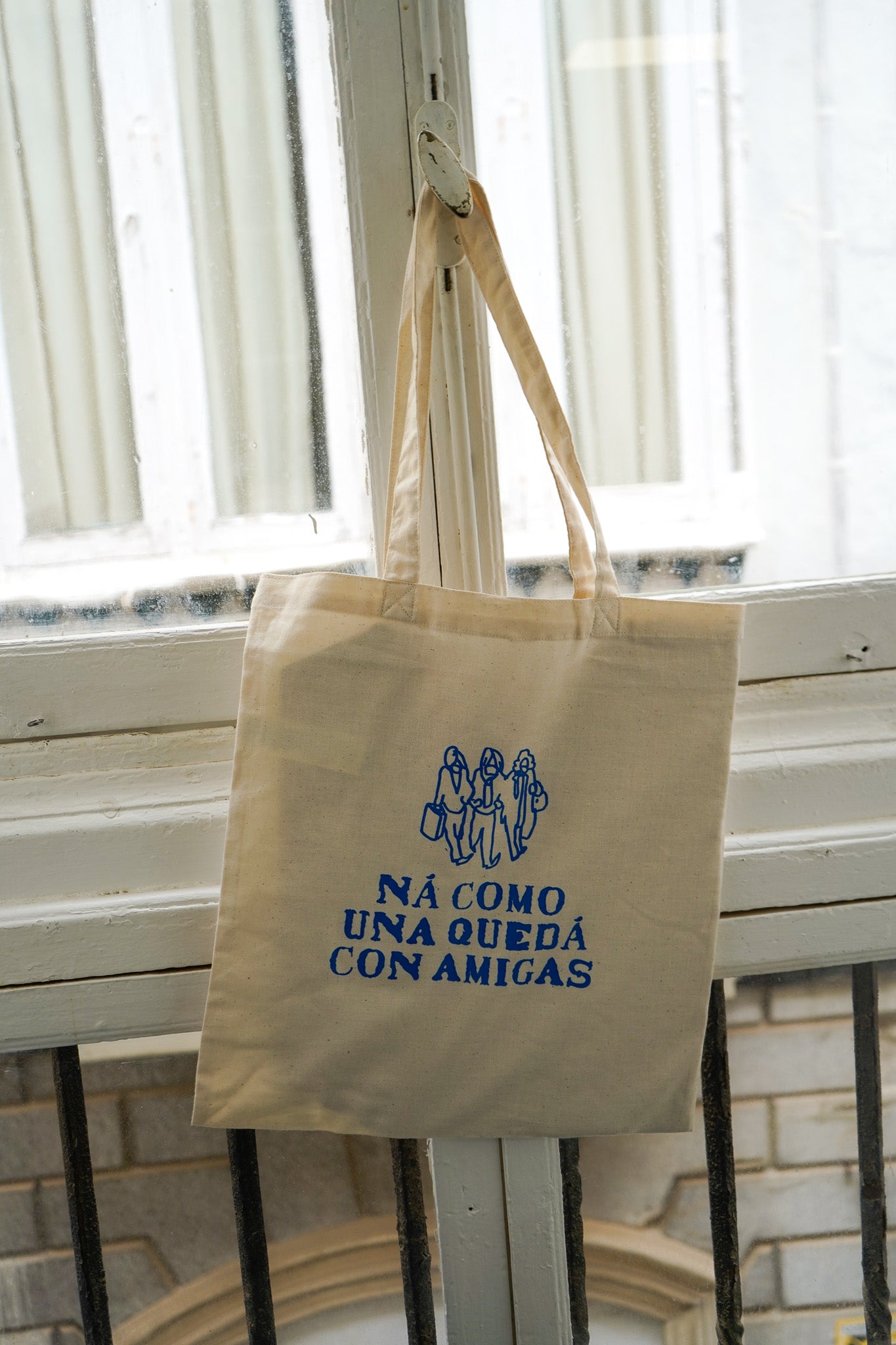 Totebag Ná como una quedá con amigas