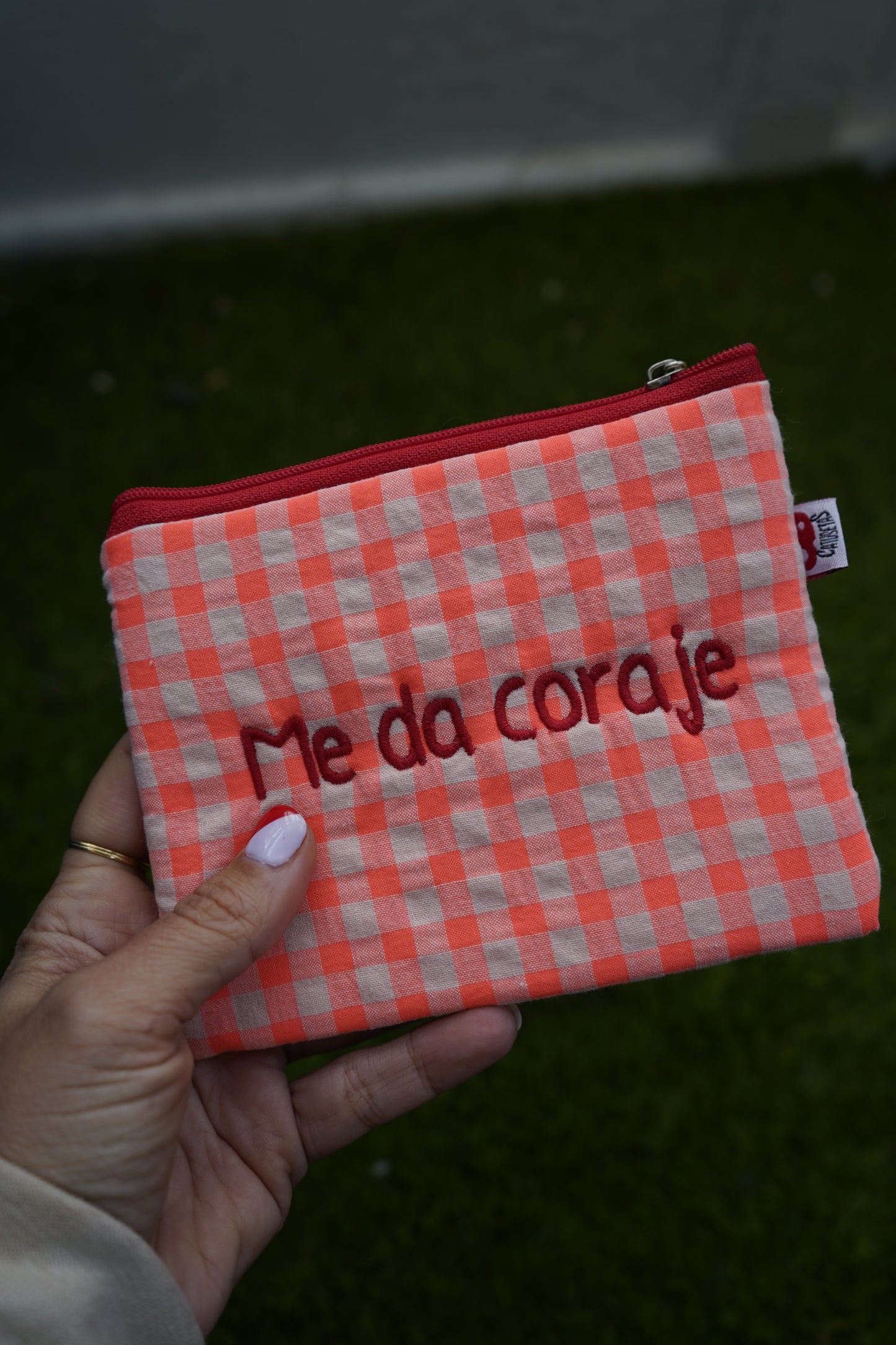Vichy naranja flúor letra roja - Monedero - Me da coraje