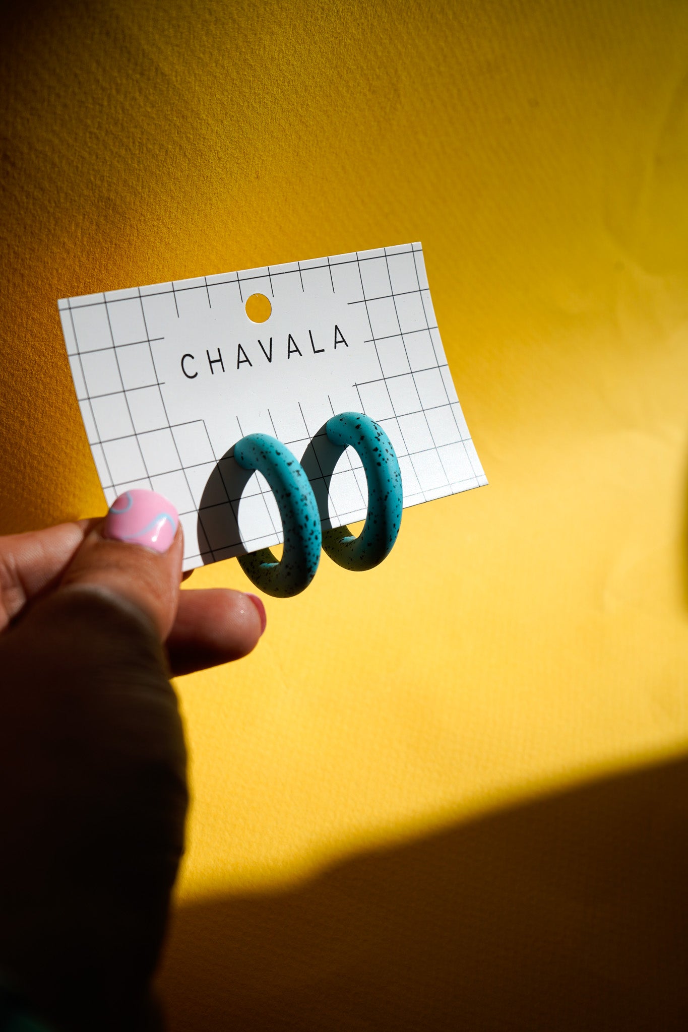 Pendientes #15 aro azul manchitas negras