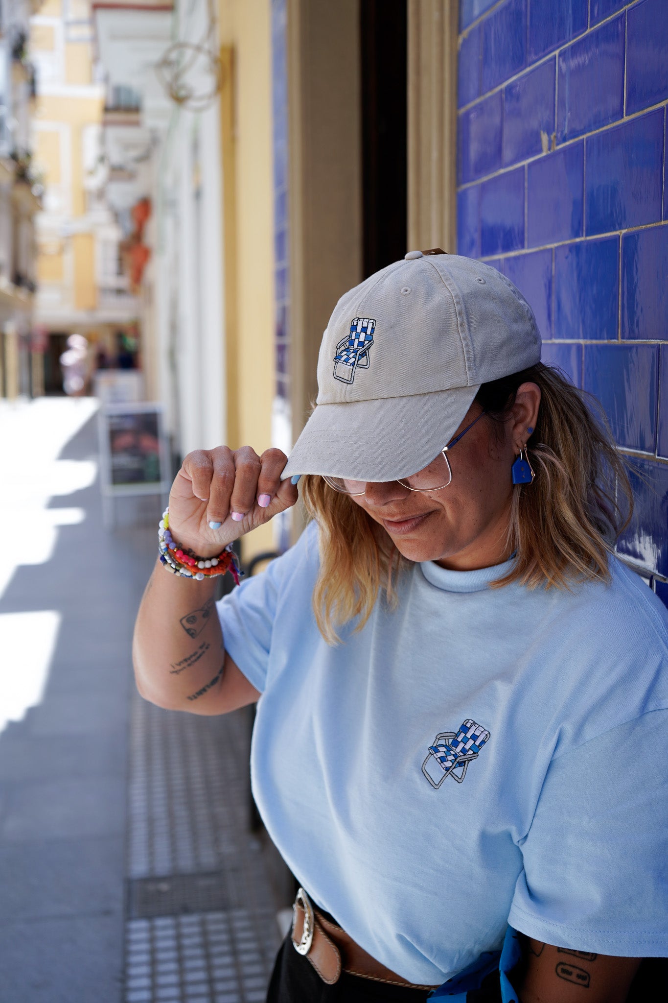 Gorra bordaita silla de playa