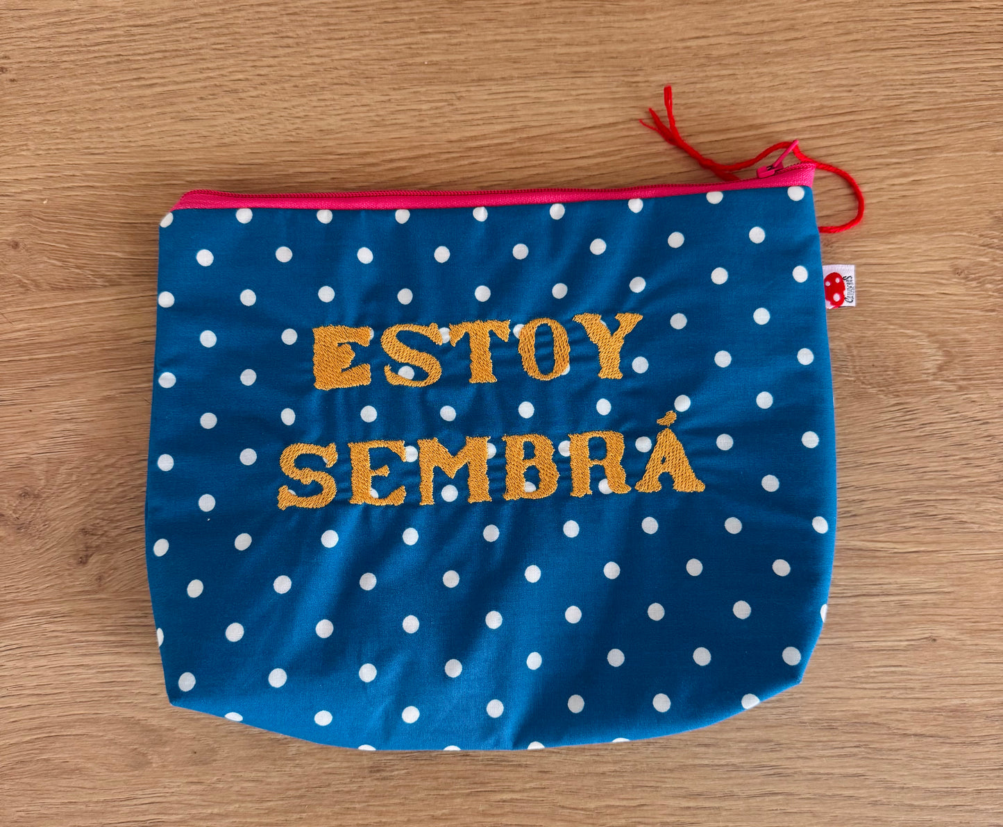 Cian lunares letra dorado- Estoy sembrá - Neceser