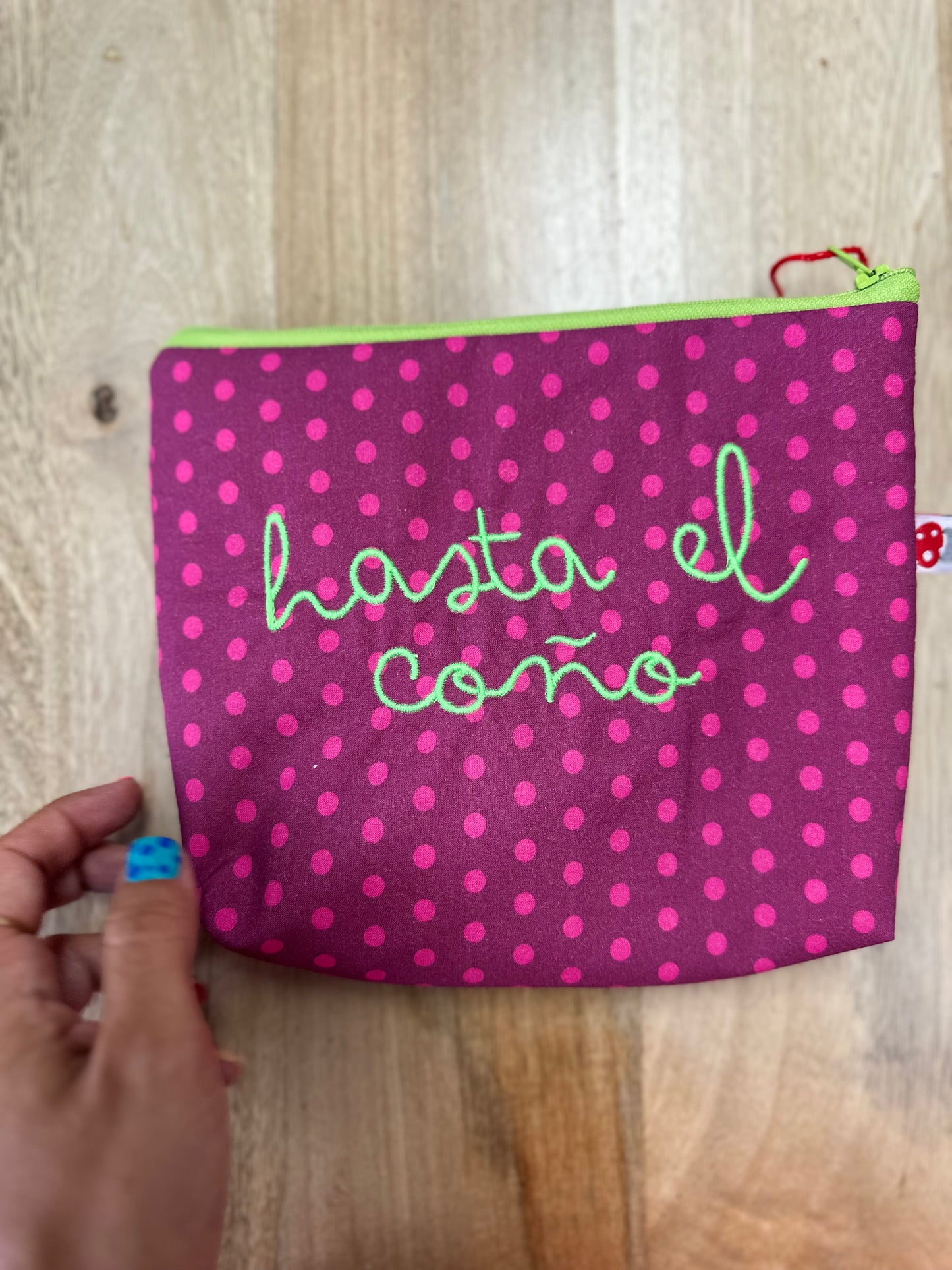 Rosa lila morado letra verde - Hasta el coño - Neceser