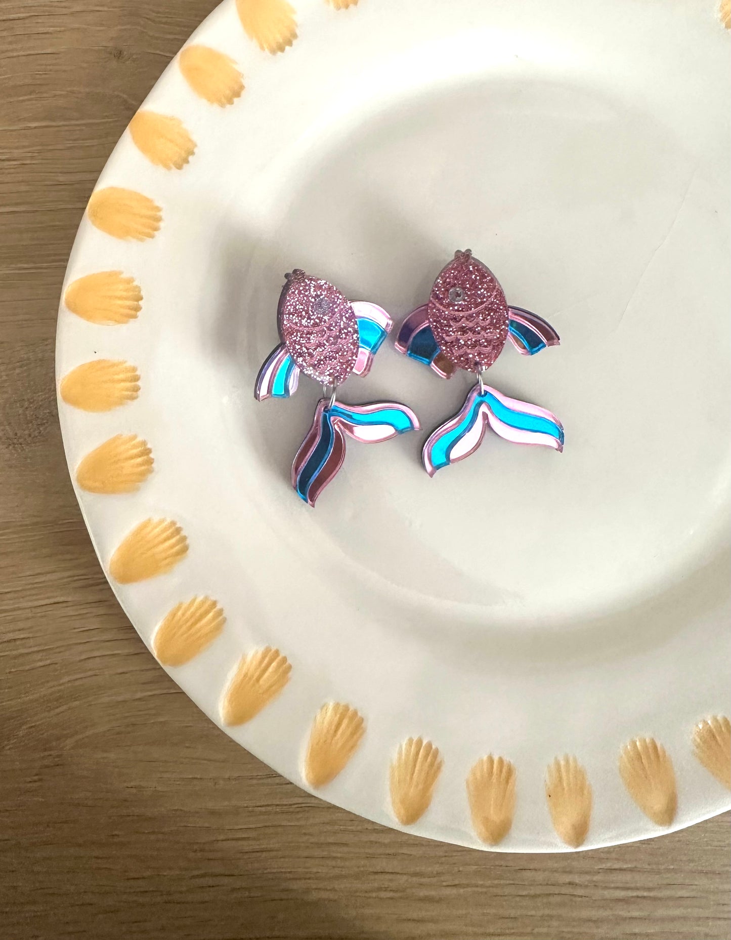Pendientes pescado tropical