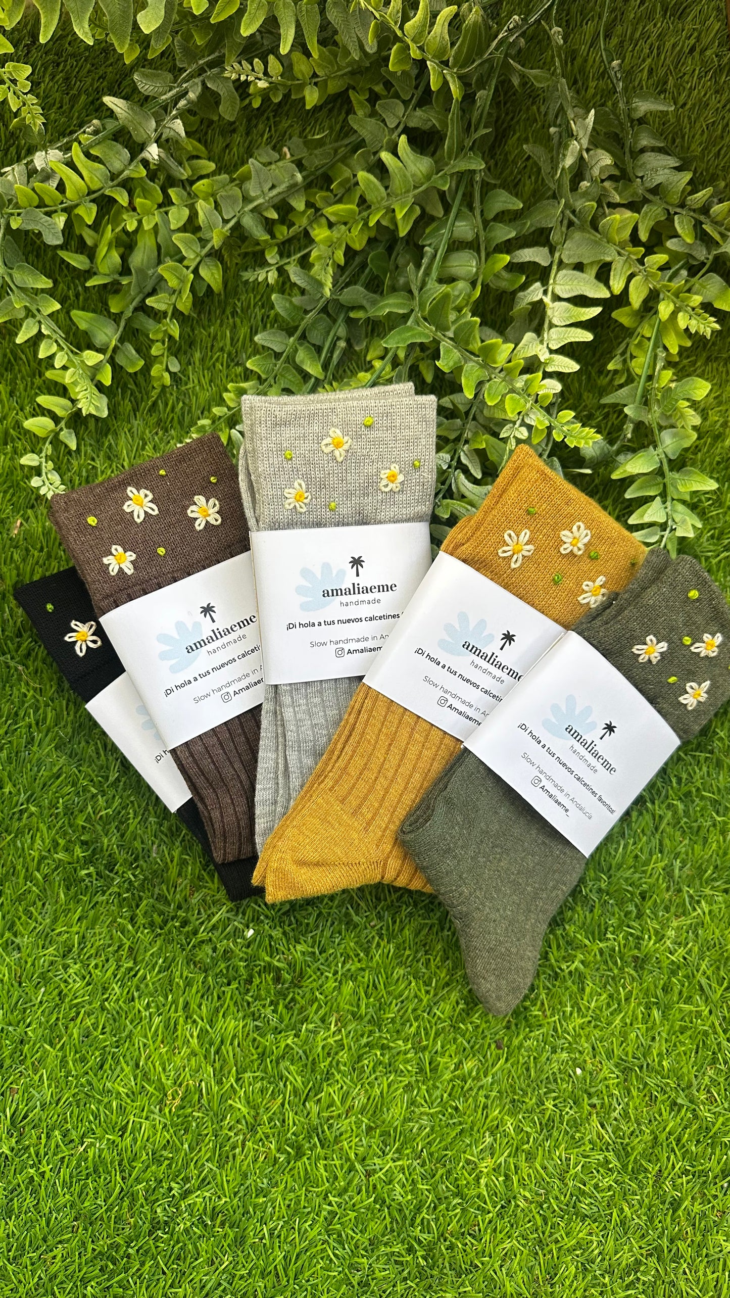 Calcetines bordados margaritas