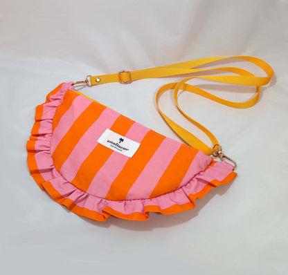 Bolsos de rayas de colores media luna