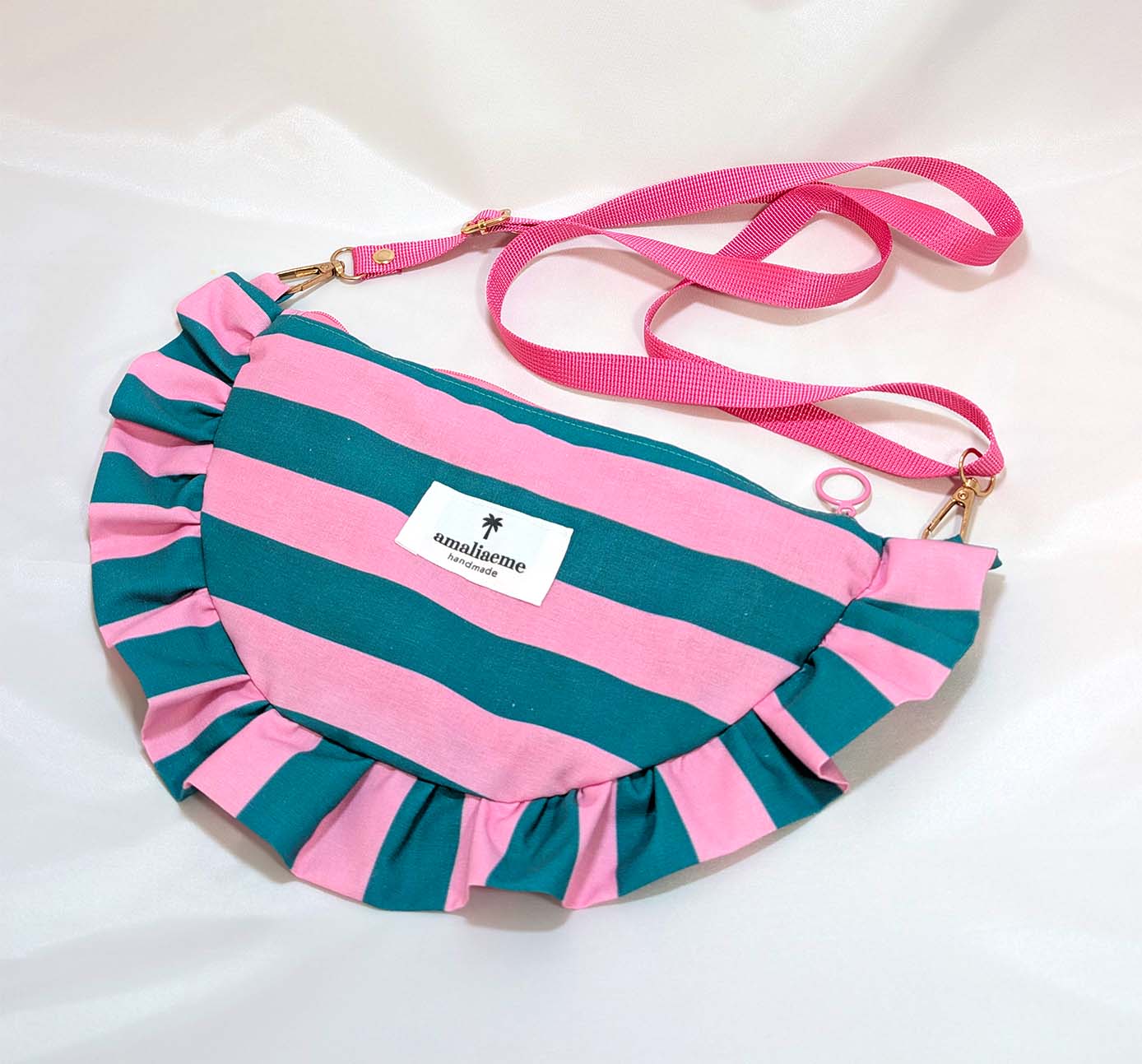 Bolsos de rayas de colores media luna