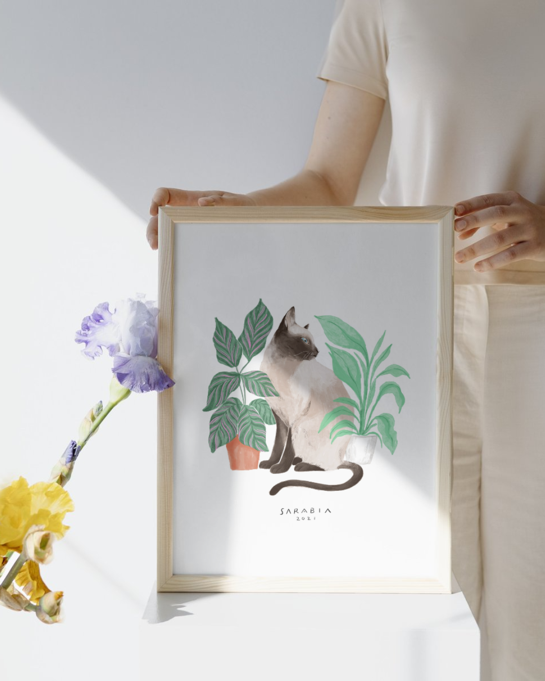 Lámina Gato blanco siamés con plantas