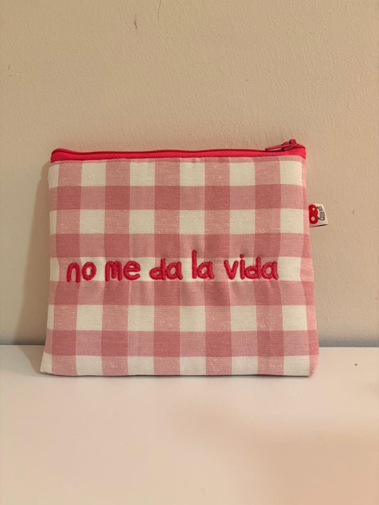 Vichy rosa letra rosa - Monedero - No me da la vida