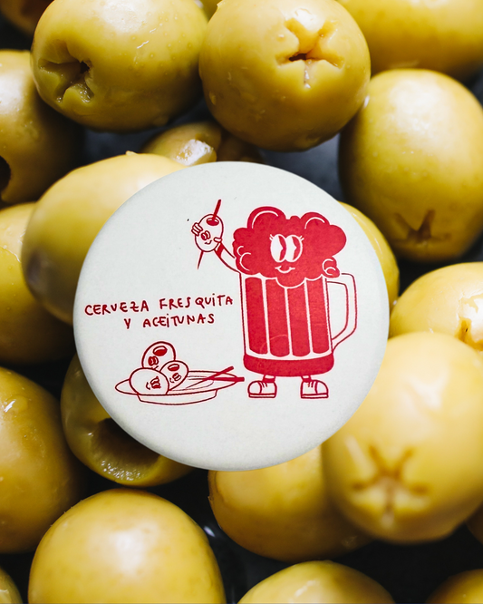 Fresh beer and olives badge