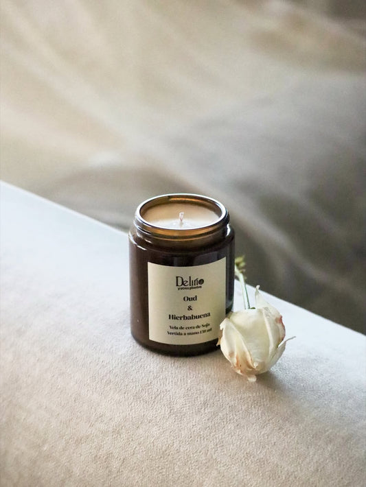 Vela natural Oud y hierbabuena