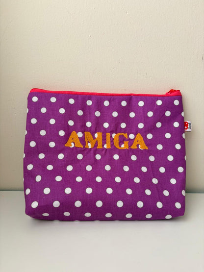 Morado lunares letra dorada - Amiga - Neceser