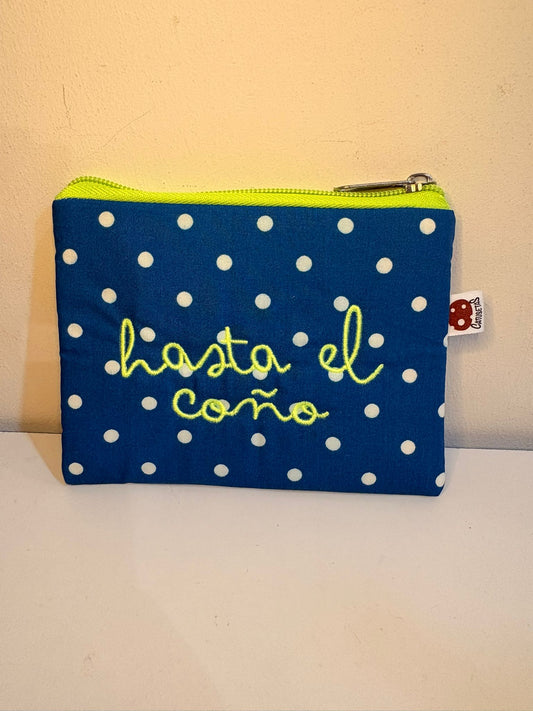 Azul lunares blancos letra amarilla - Monedero - Hasta el coño