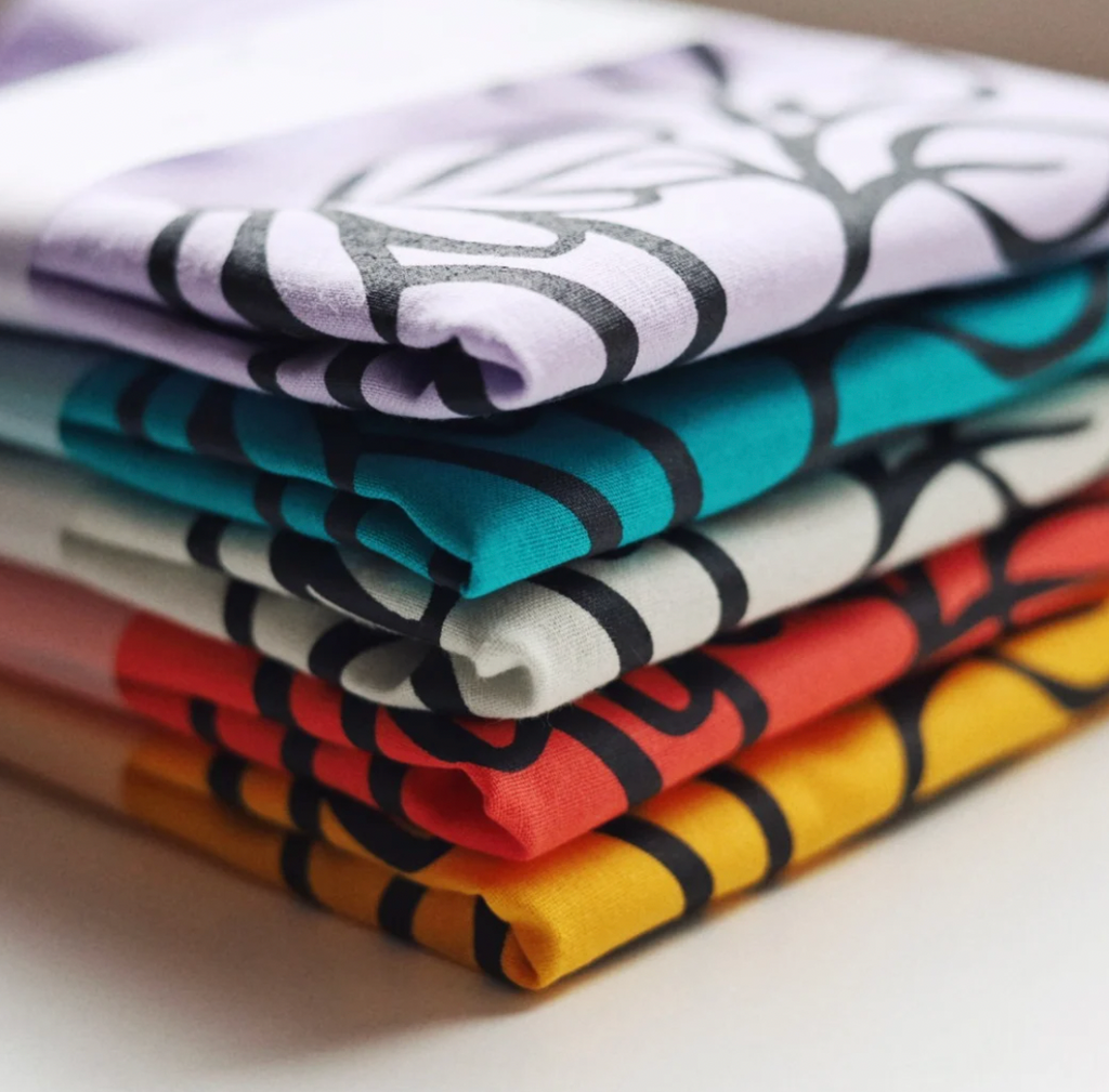 Totebag Mereces cosas bonitas 140g - Varios colores