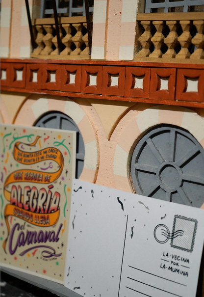 Postal + Chapa PEQUE Qué bonita está mi Cádiz y vivir así en Carnaval