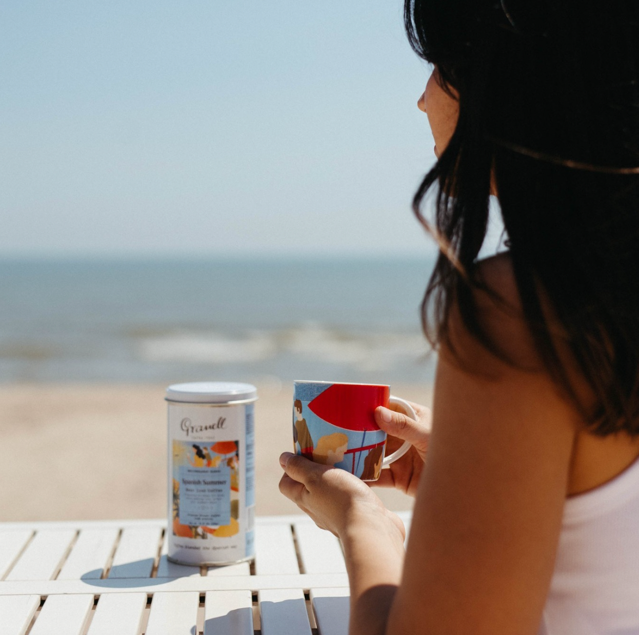 Café "Buenos días vecina"