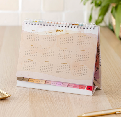 Calendario mesa 2026 La vecina Rubia