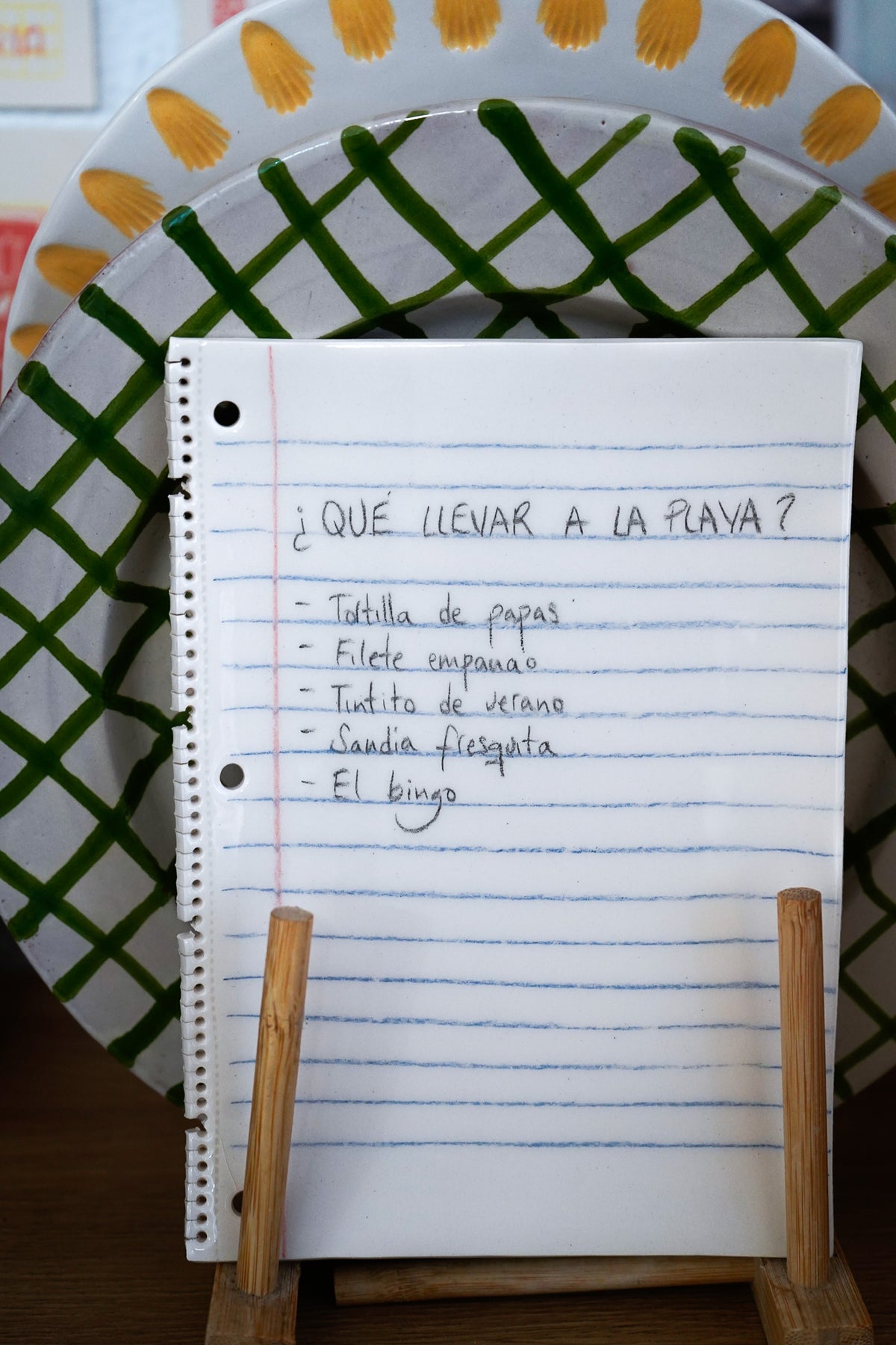 Plato cerámico ¿Qué llevar a la playa?
