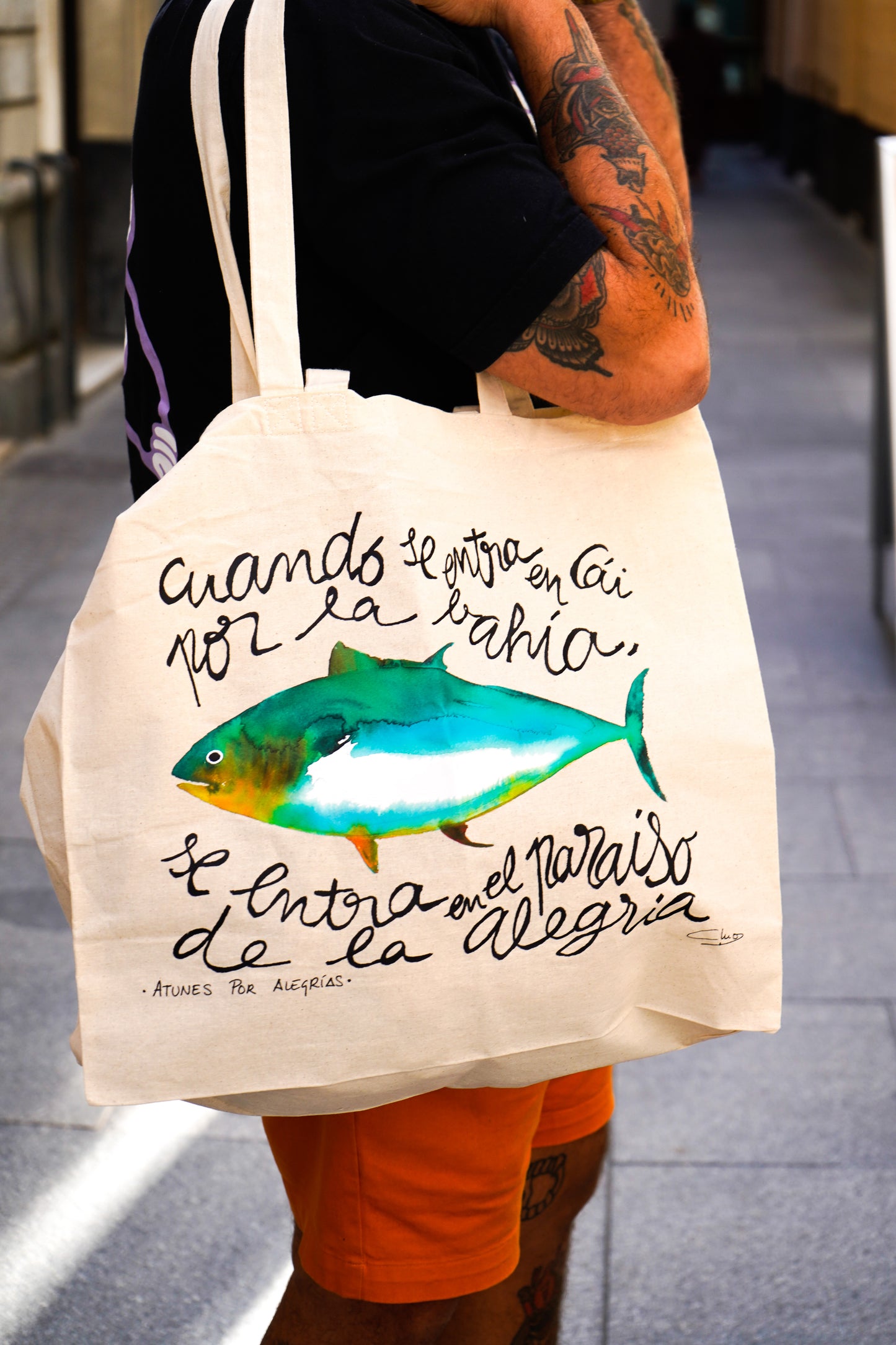 Totebag Atún Cuando se entra en Cai por la bahía, se entra en el paraíso de la alegría