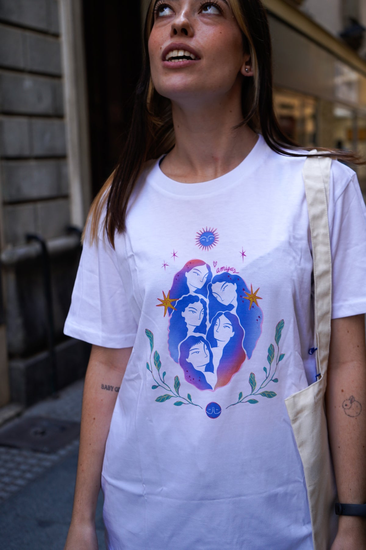 Camiseta Amigas x Natalia Fuente
