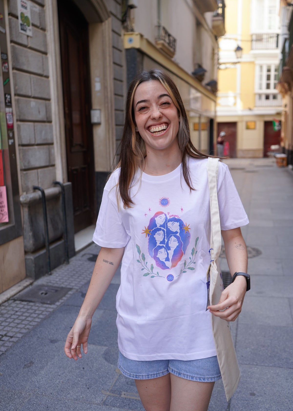 Camiseta Amigas x Natalia Fuente