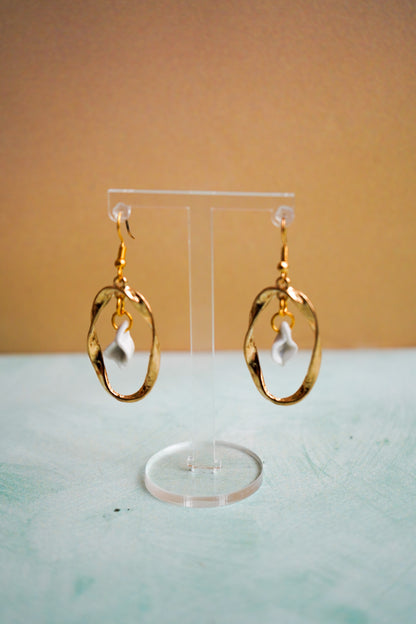 Pendientes Coños Voladores - Óvalo dorado