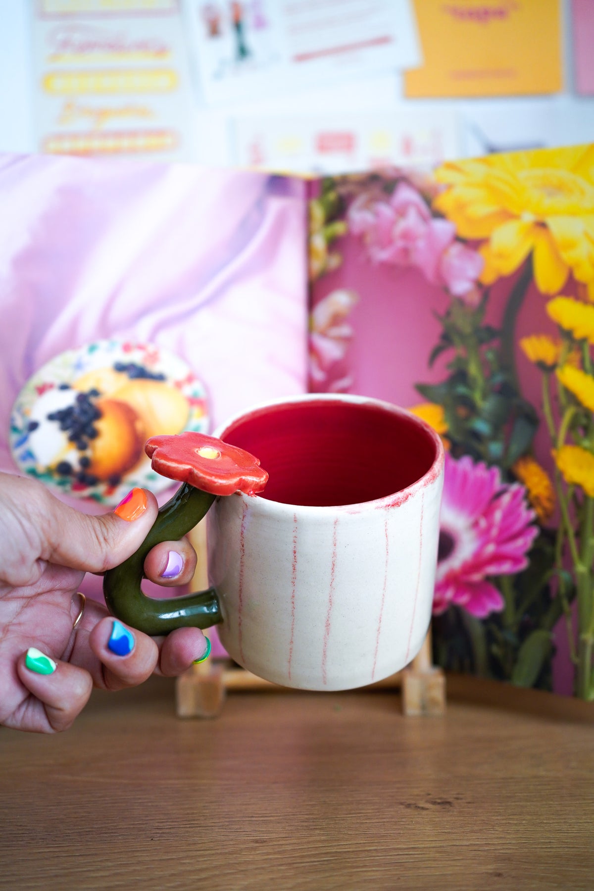 Taza flor asa roja
