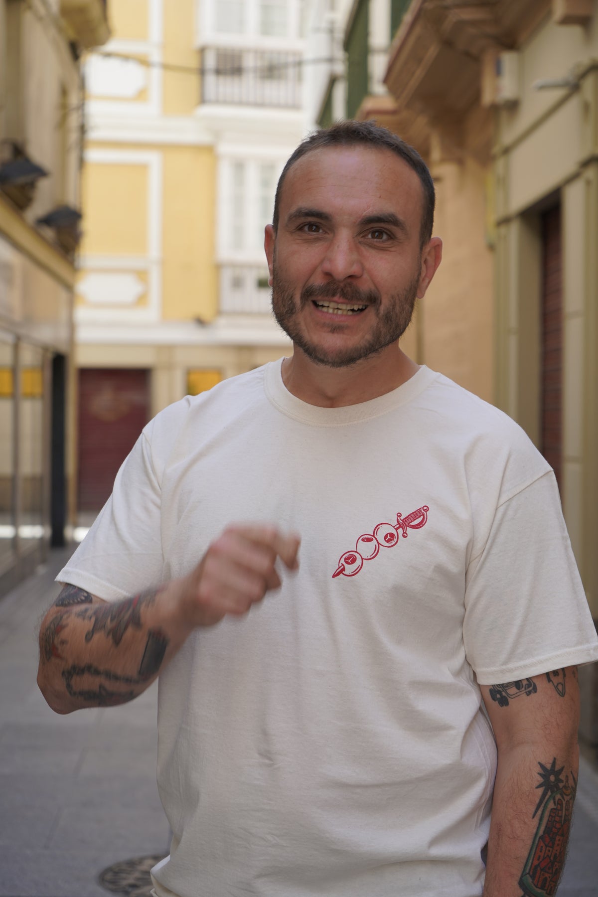 Camiseta de Tráeme tapitas, no problemas
