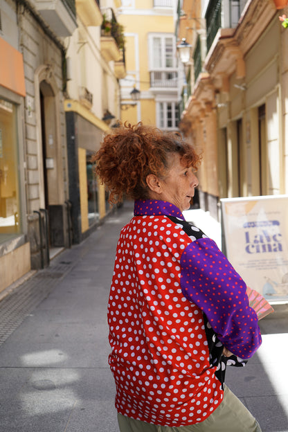 Camisa de Lunares negro y morado