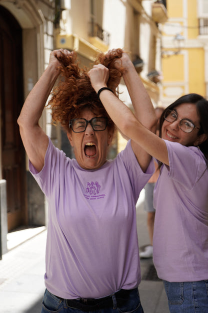 Camiseta Bordada de Estoy trabajando pero estoy cansá