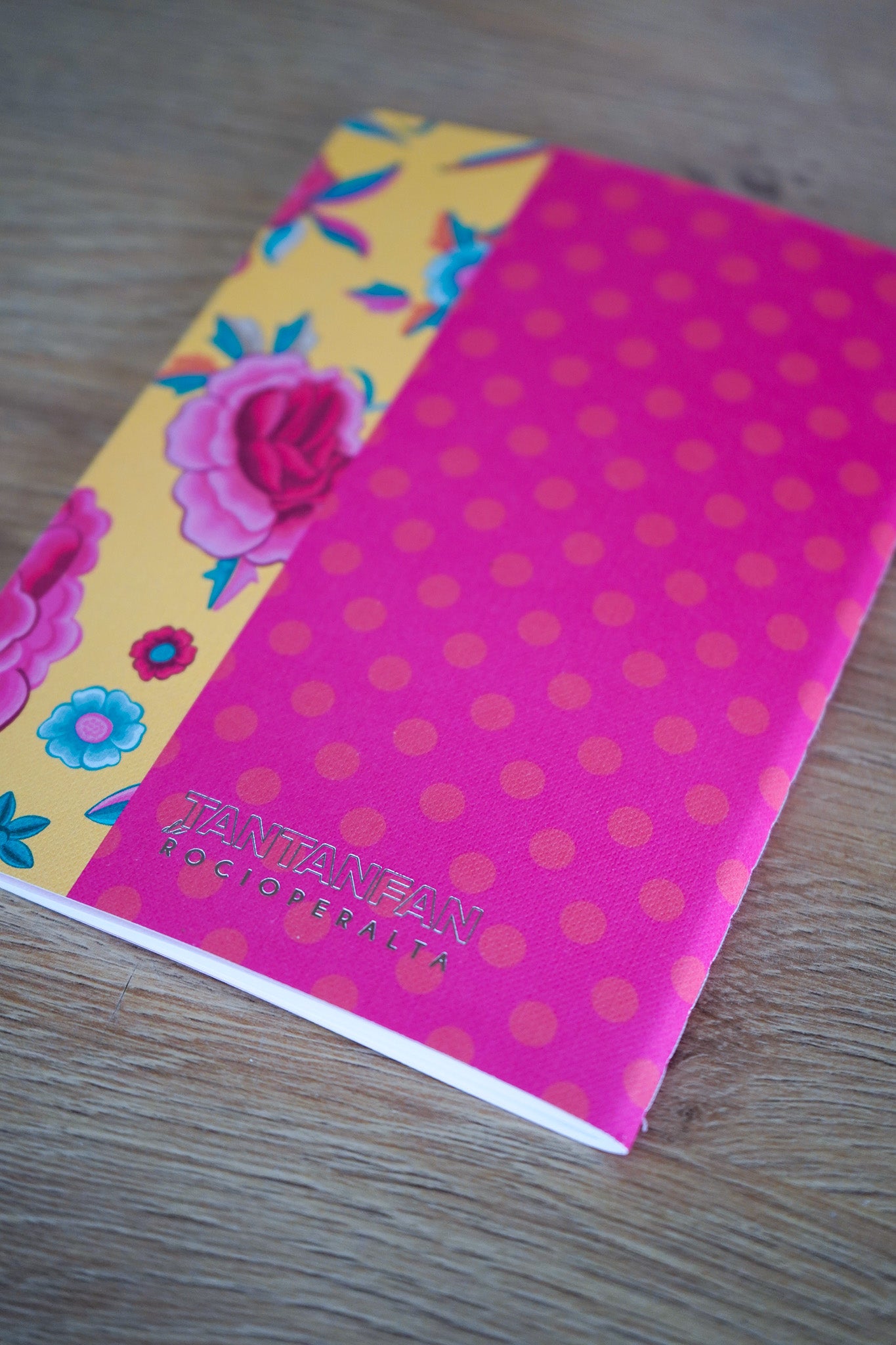 Rocío Peralta - Libreta rosas