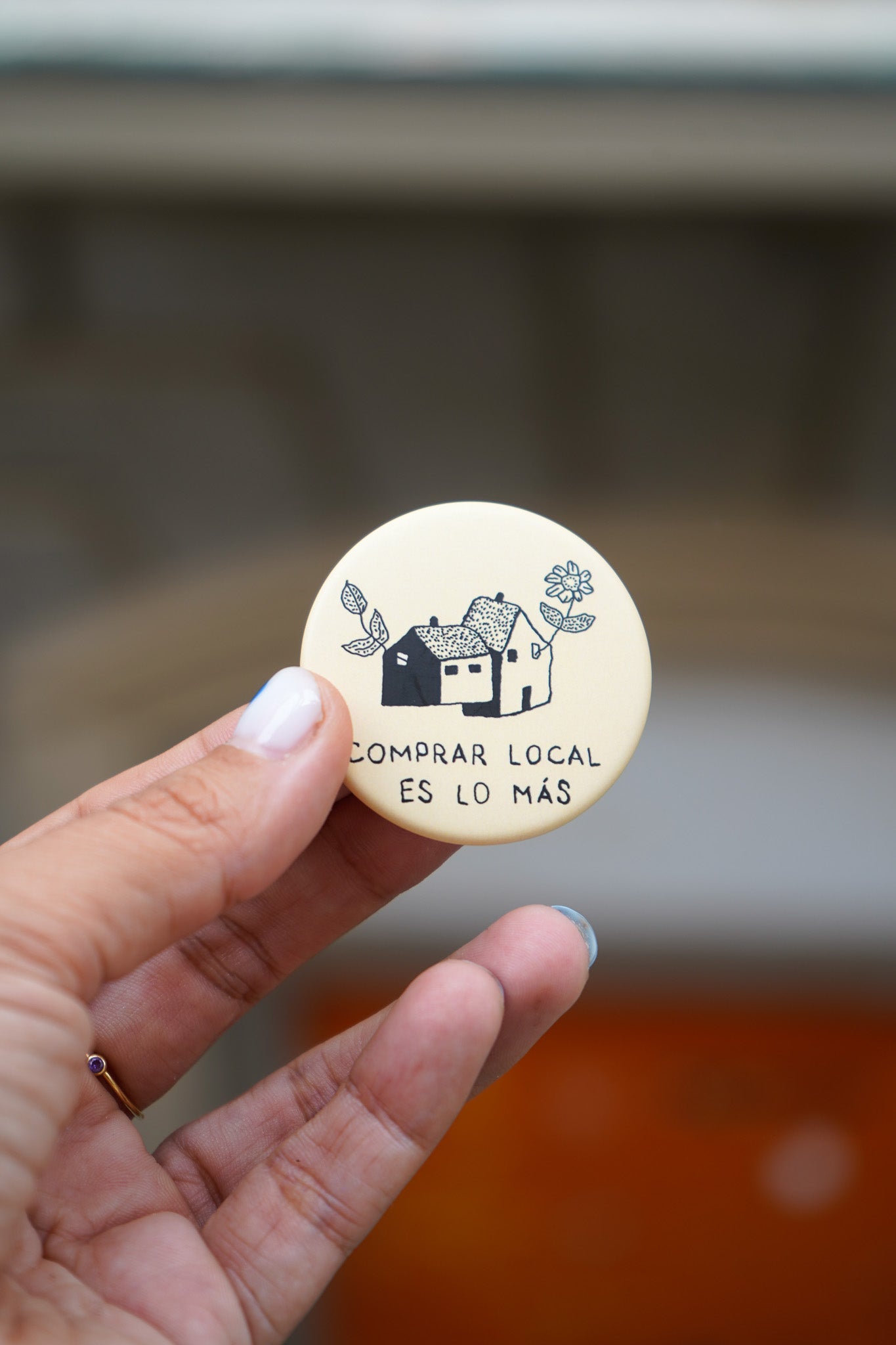 Chapa "Comprar Local es lo más"