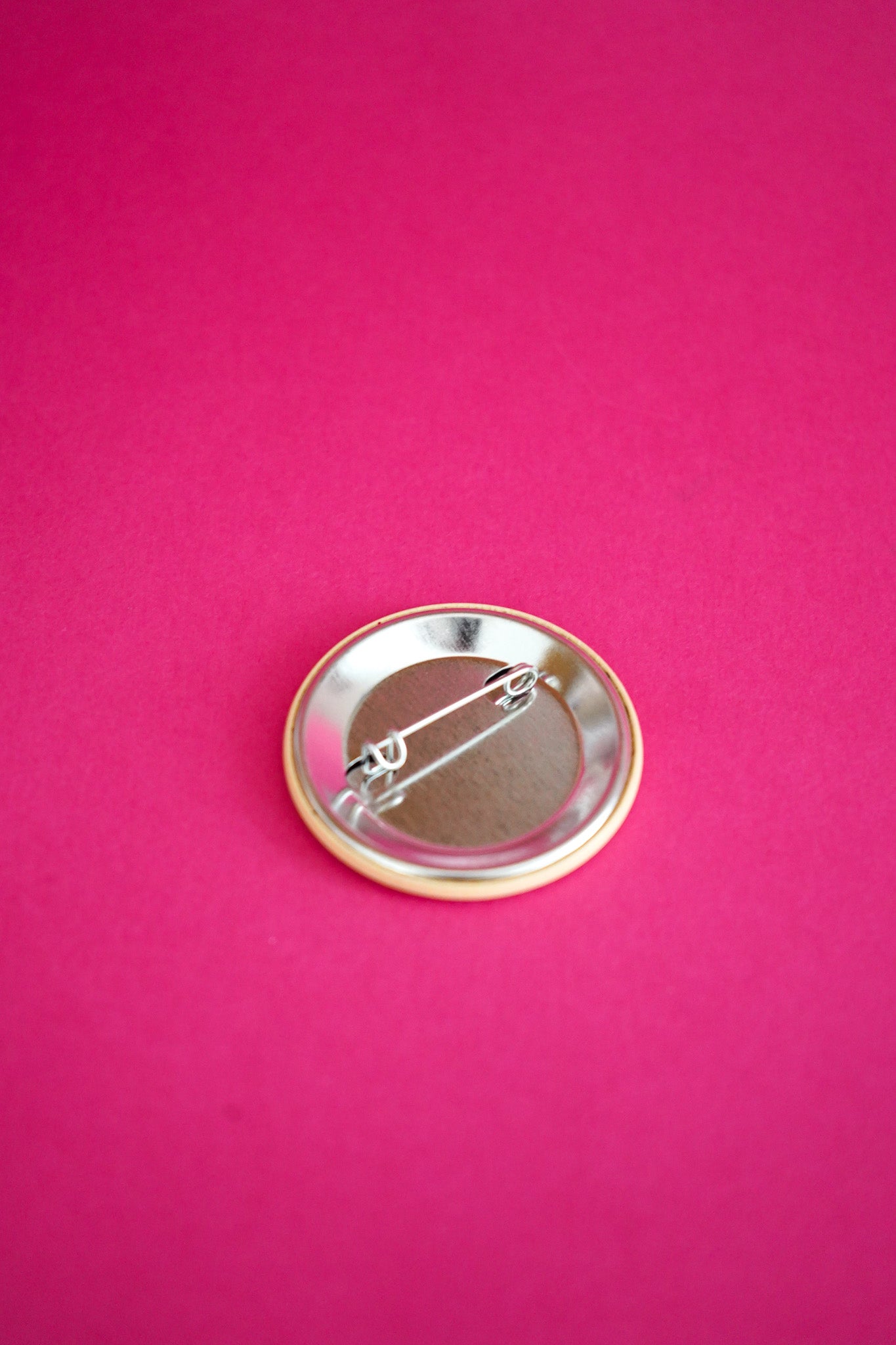 Chapa "Comprar Local es lo más"