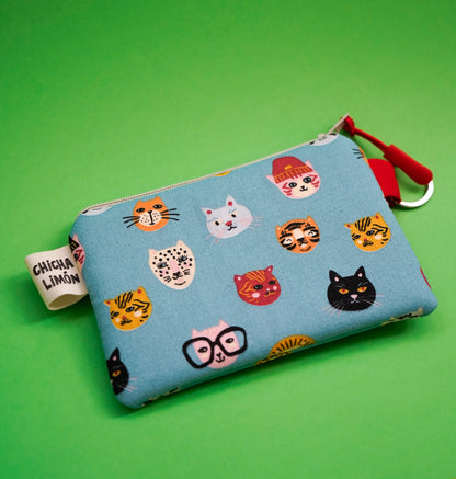 Monedero de gatos azul