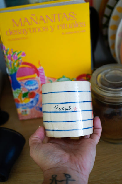 Taza notas FOCUS