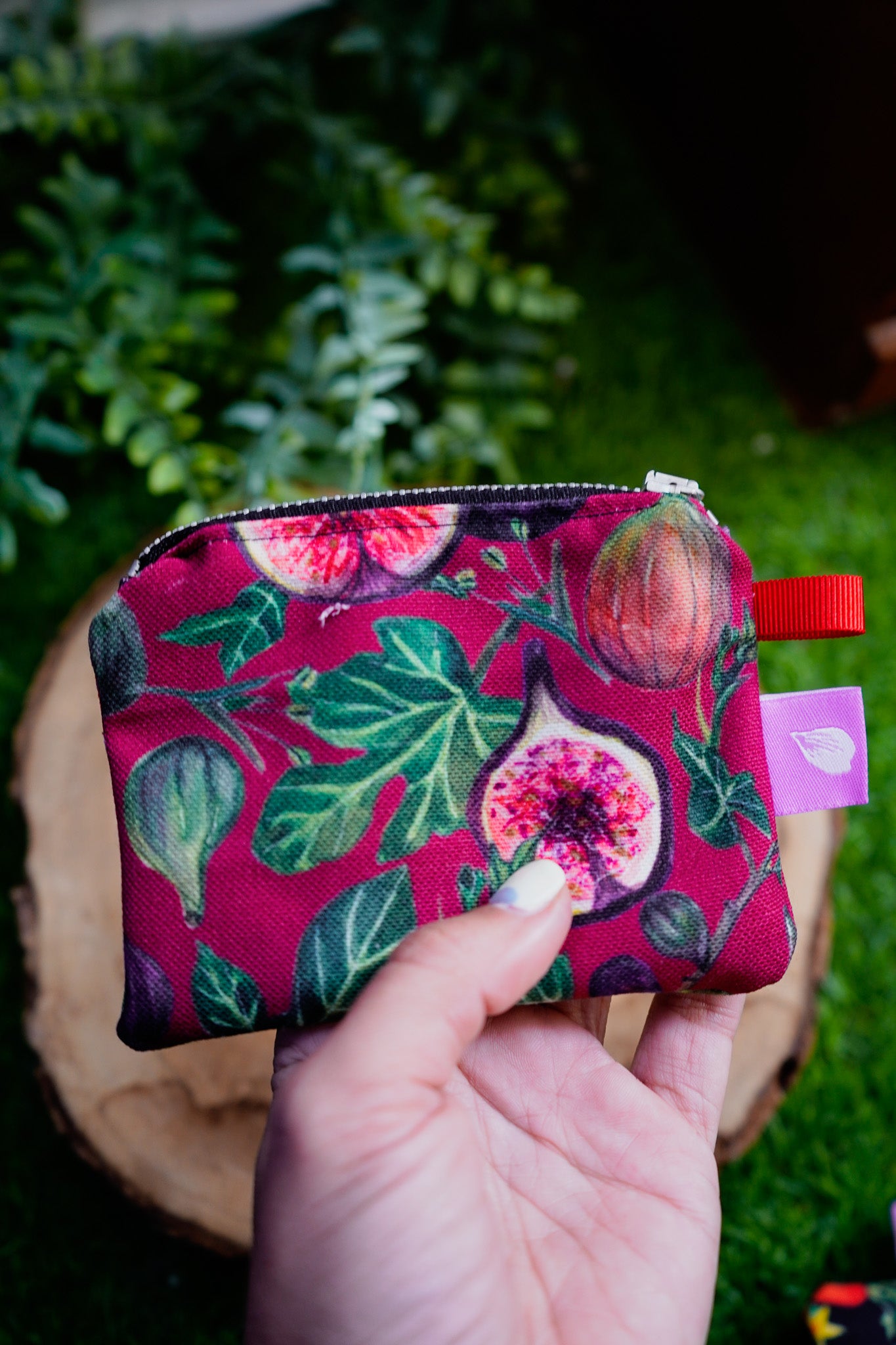 Monedero granate higos