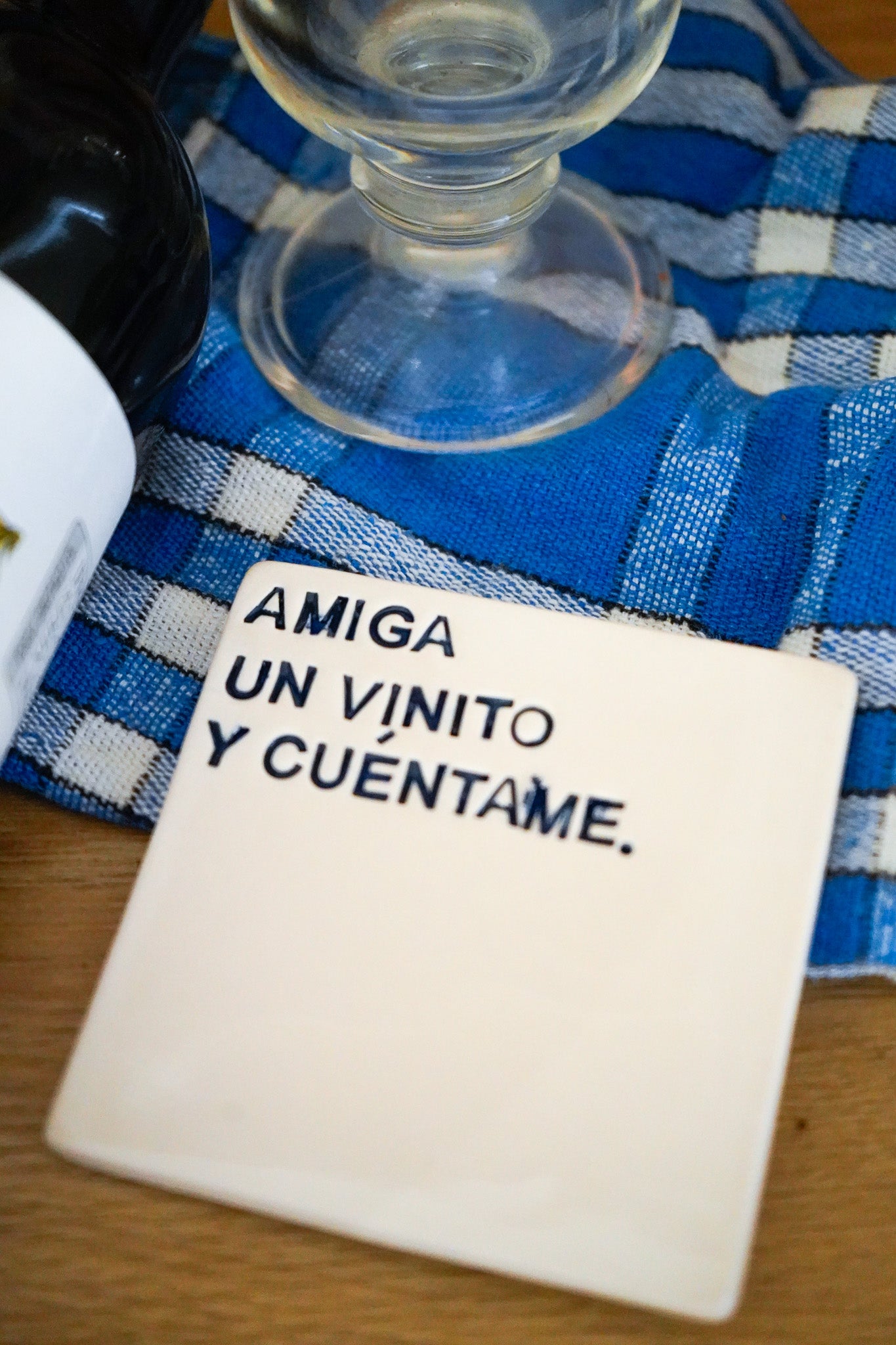 Posavasos Amiga, un vinito y cuéntame