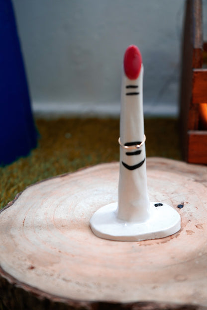 Dedo de cerámica para anillos