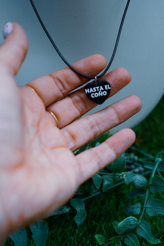 Collar Hasta el coño Corazón