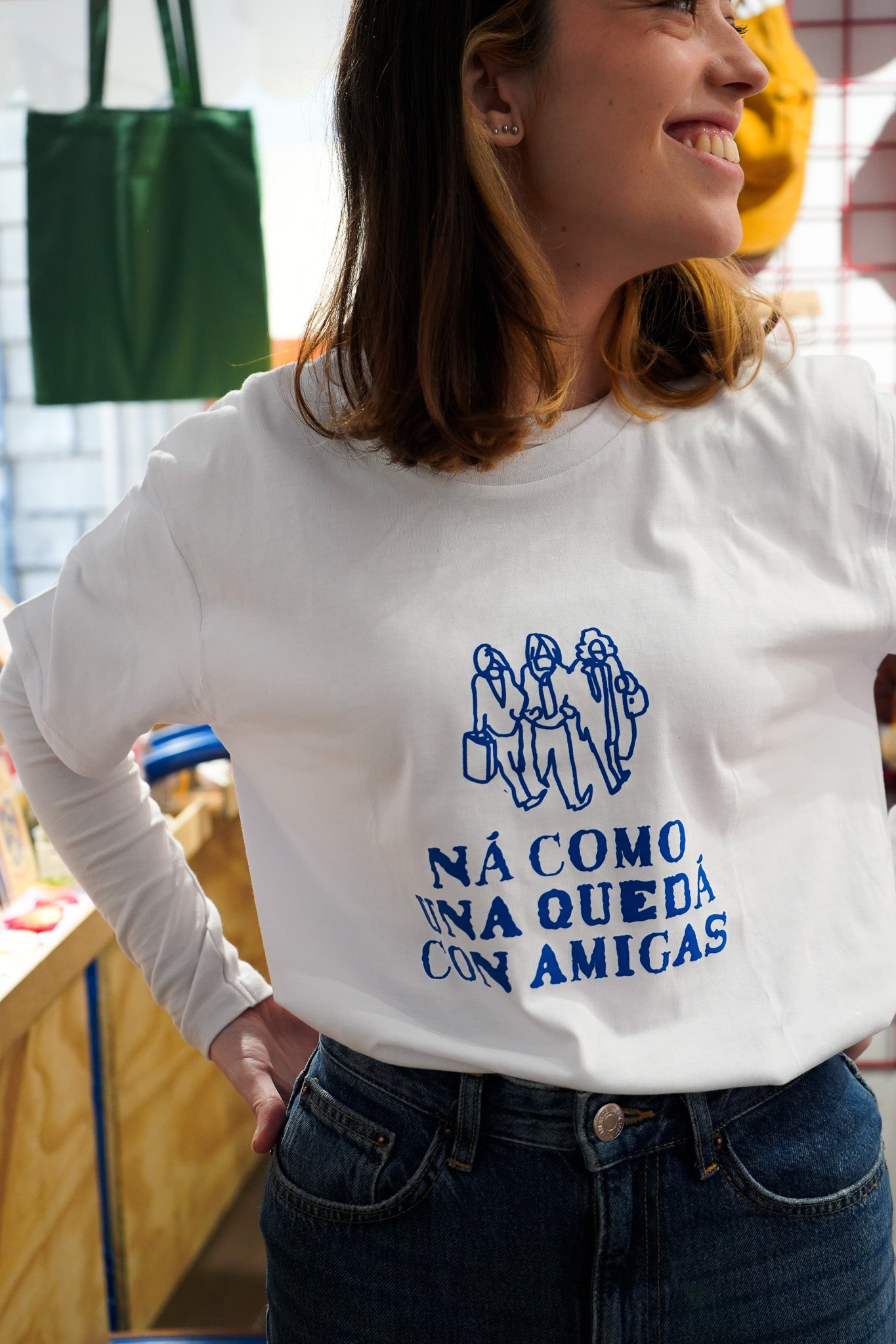 Camiseta Ná como una quedá con amigas