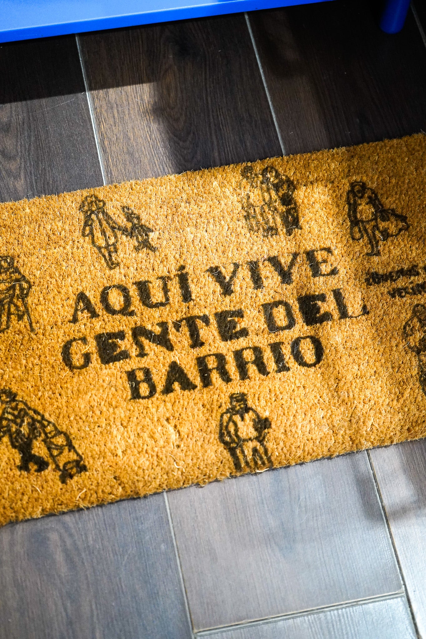 Felpudo Aquí vive gente del barrio