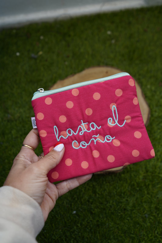 Rosa lunares letra celeste - Monedero - Hasta el coño