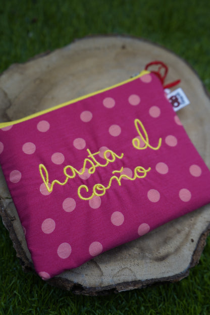 Rosa lunares letra amarilla - Monedero - Hasta el coño