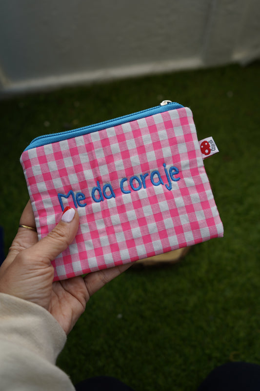 Vichy rosa flúor letra azul - Monedero - Me da coraje