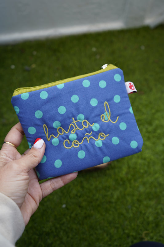 Azul marino lunares turquesa letra verde caqui - Monedero - Hasta el coño