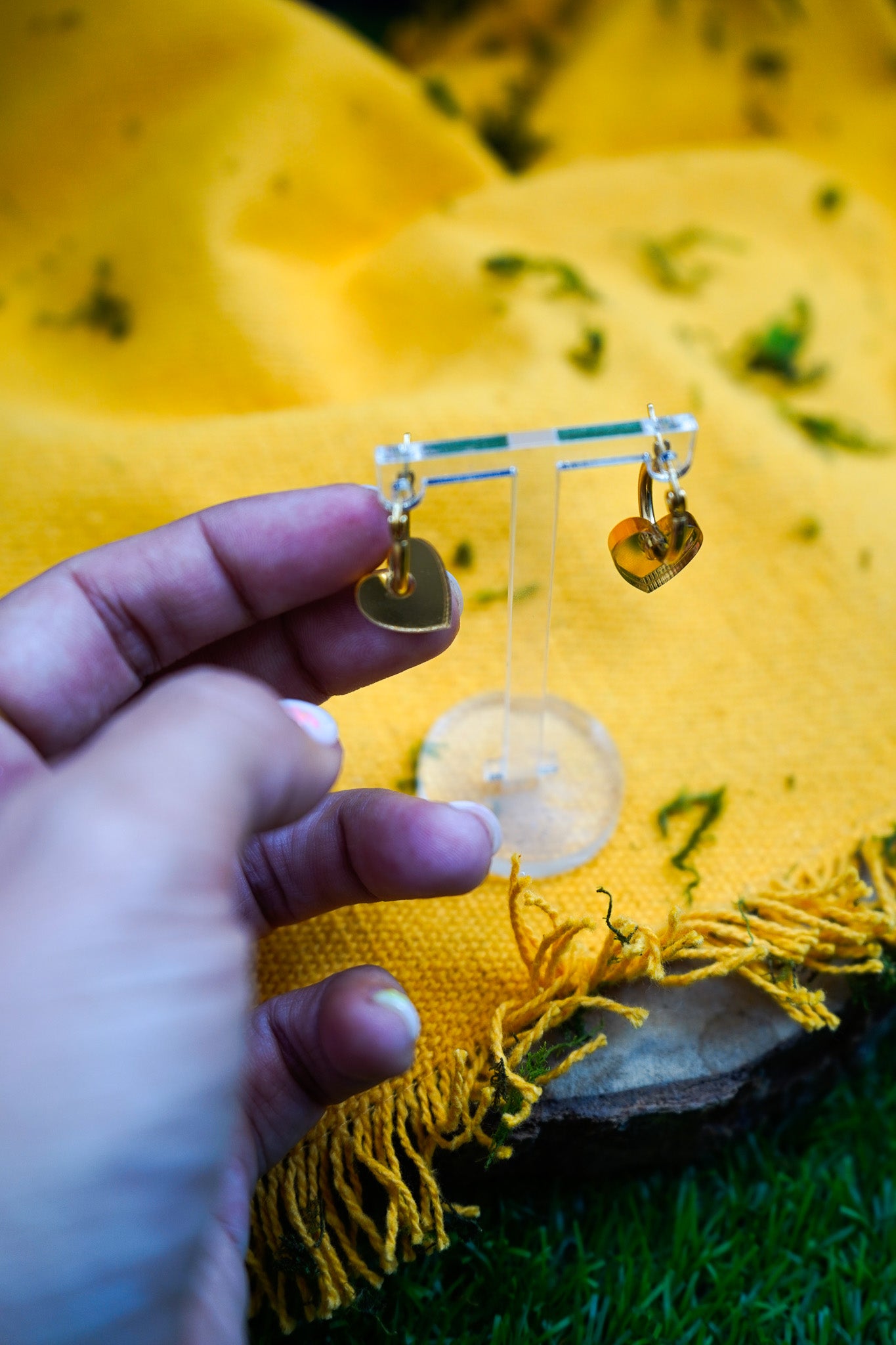 Pendientes mini corazón metacrilato