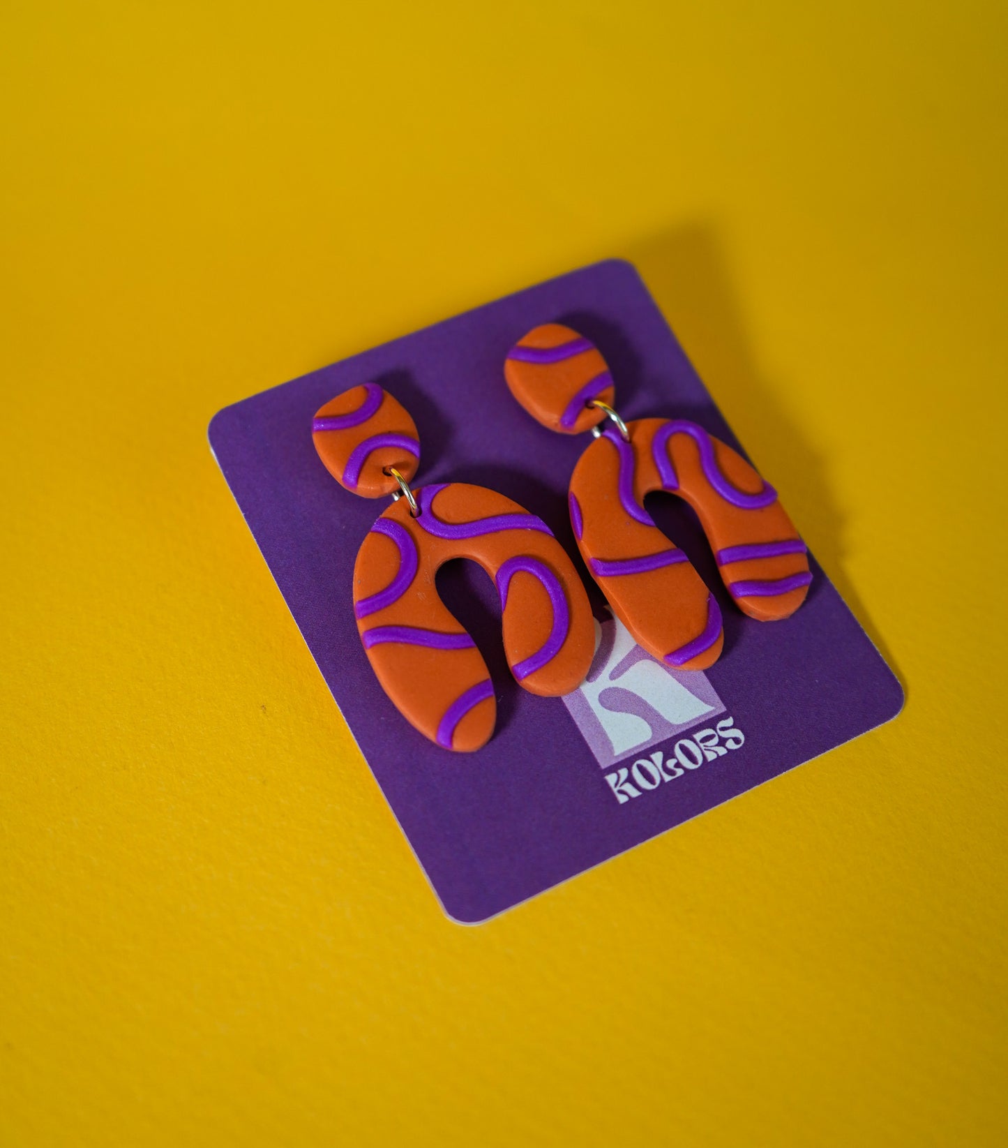 Pendientes con relieve